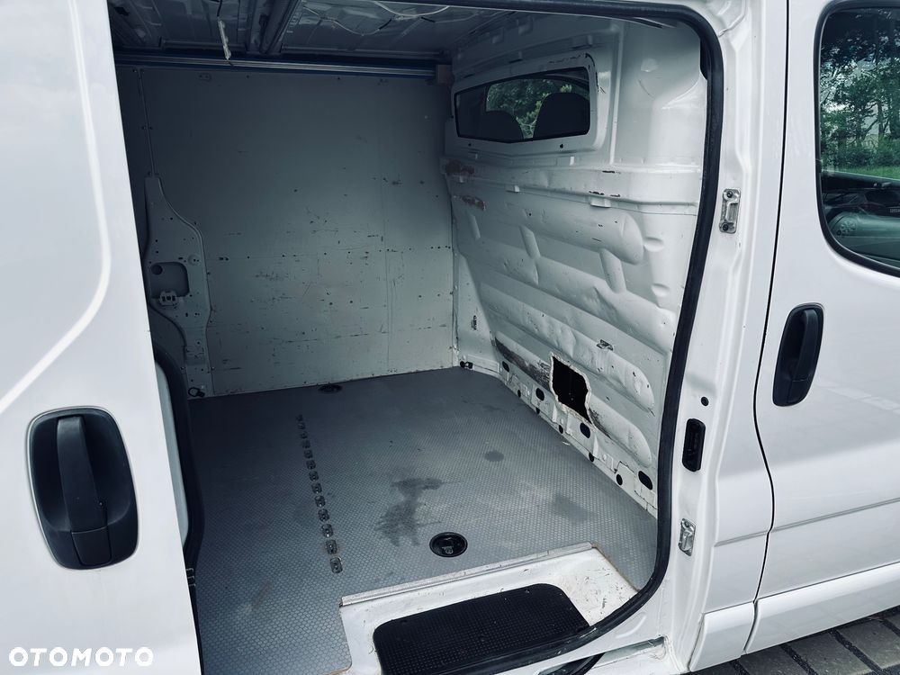 Renault Vivaro - 17