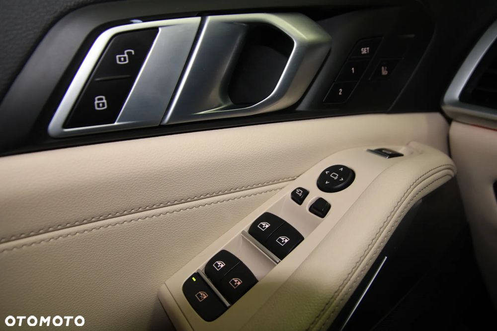 BMW X5 xDrive25d - 21