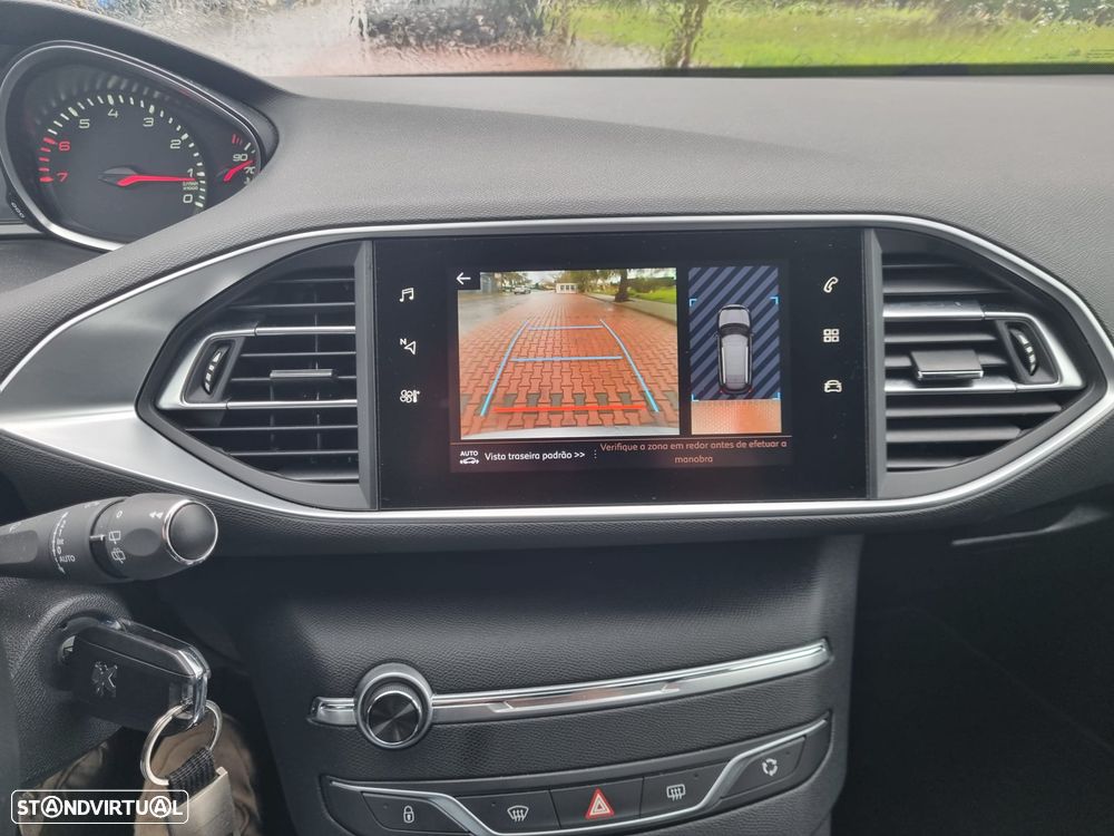 Peugeot 308 SW 1.2 PureTech Style - 2