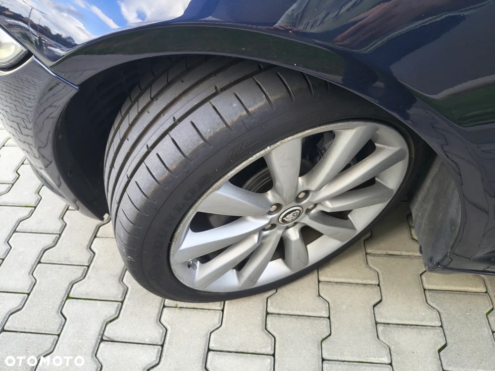 Jaguar XF 3.0 V6 D Luxury - 13