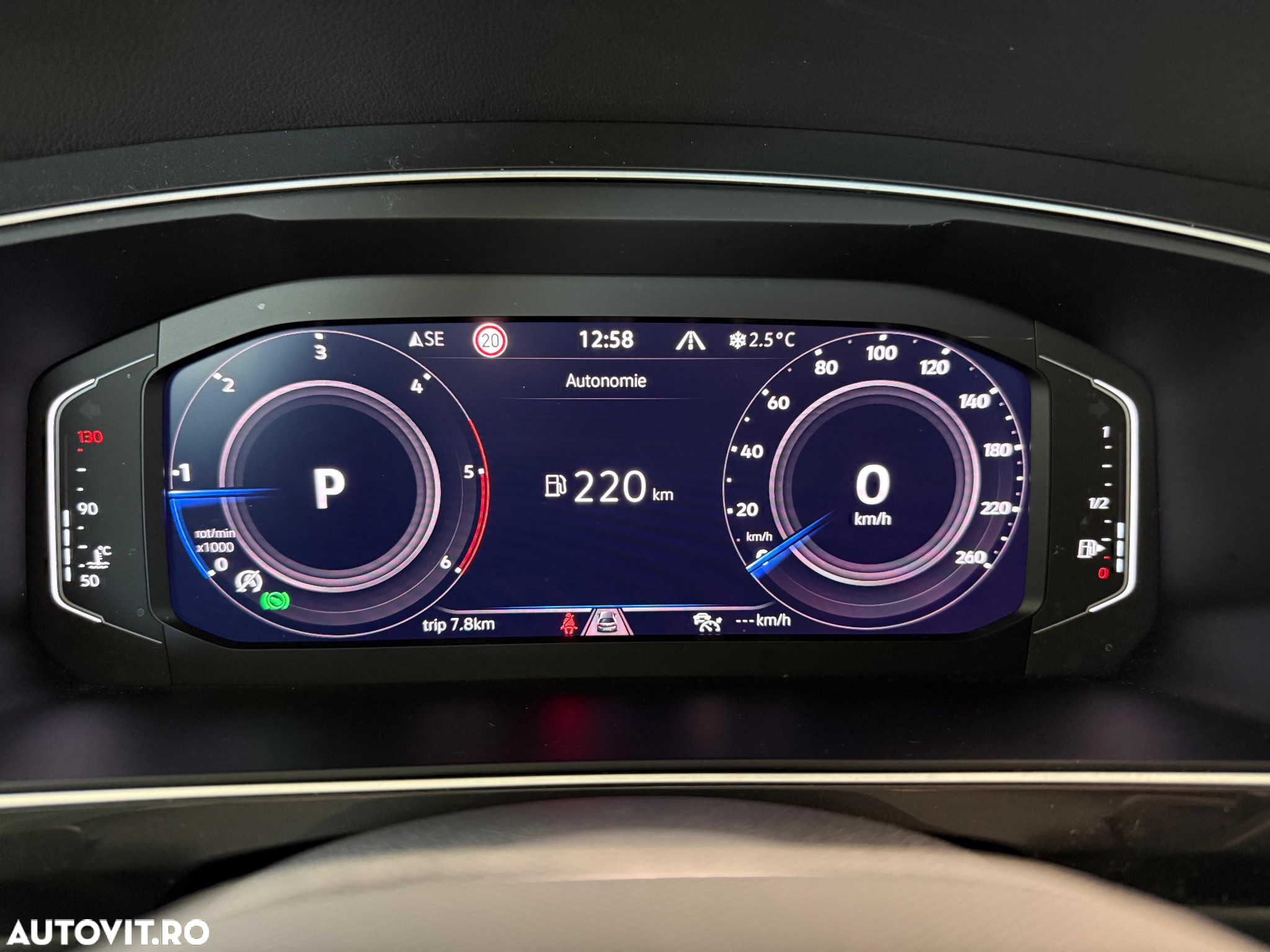 Volkswagen Tiguan 2.0 TDI SCR 4MOTION DSG Elegance - 20