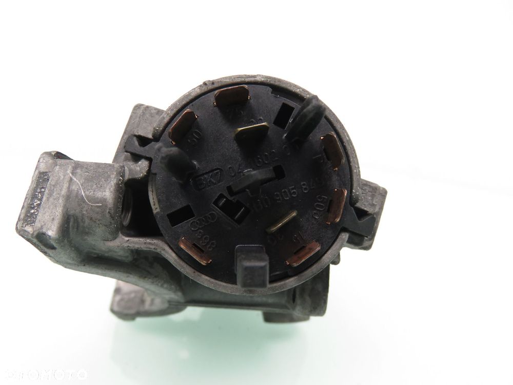 STACYJKA STEROWNIK AUDI A4 B5 1.8 T 8D0907557T 0261204185 4B0905851 - 3