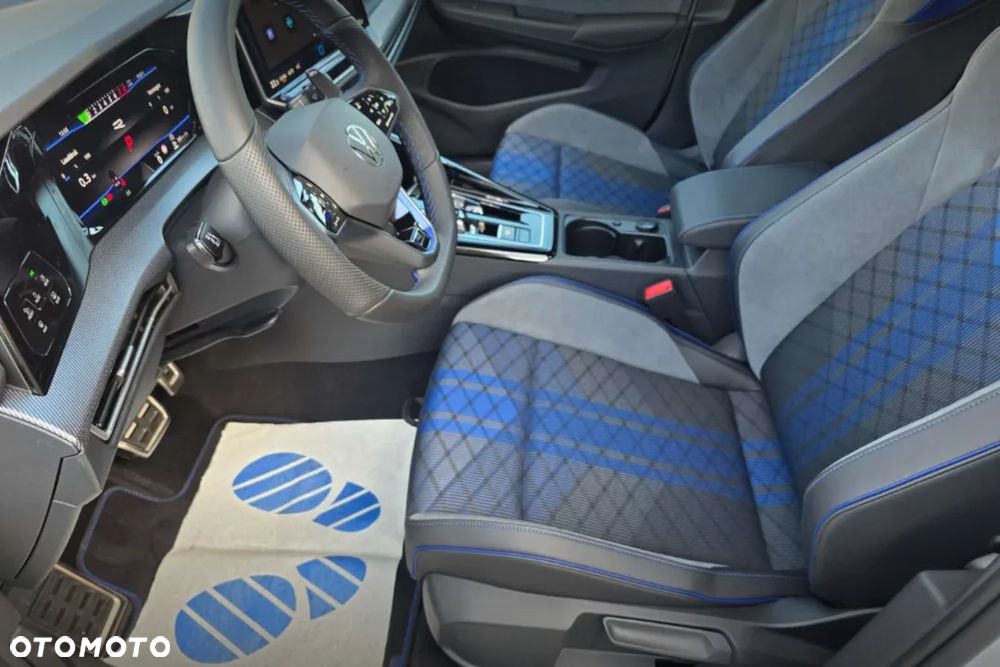 Volkswagen Golf 2.0 TSI 4Motion R DSG - 16