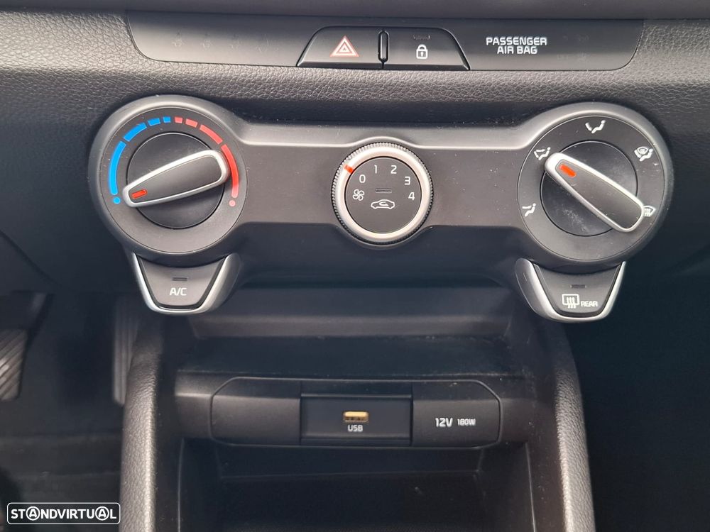 Kia Stonic 1.2 by FILA - 20