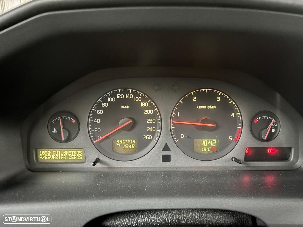 Volvo S60 2.4 D5 - 9