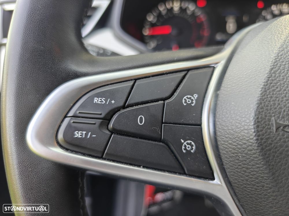 Renault Clio 1.0 TCe Techno - 30