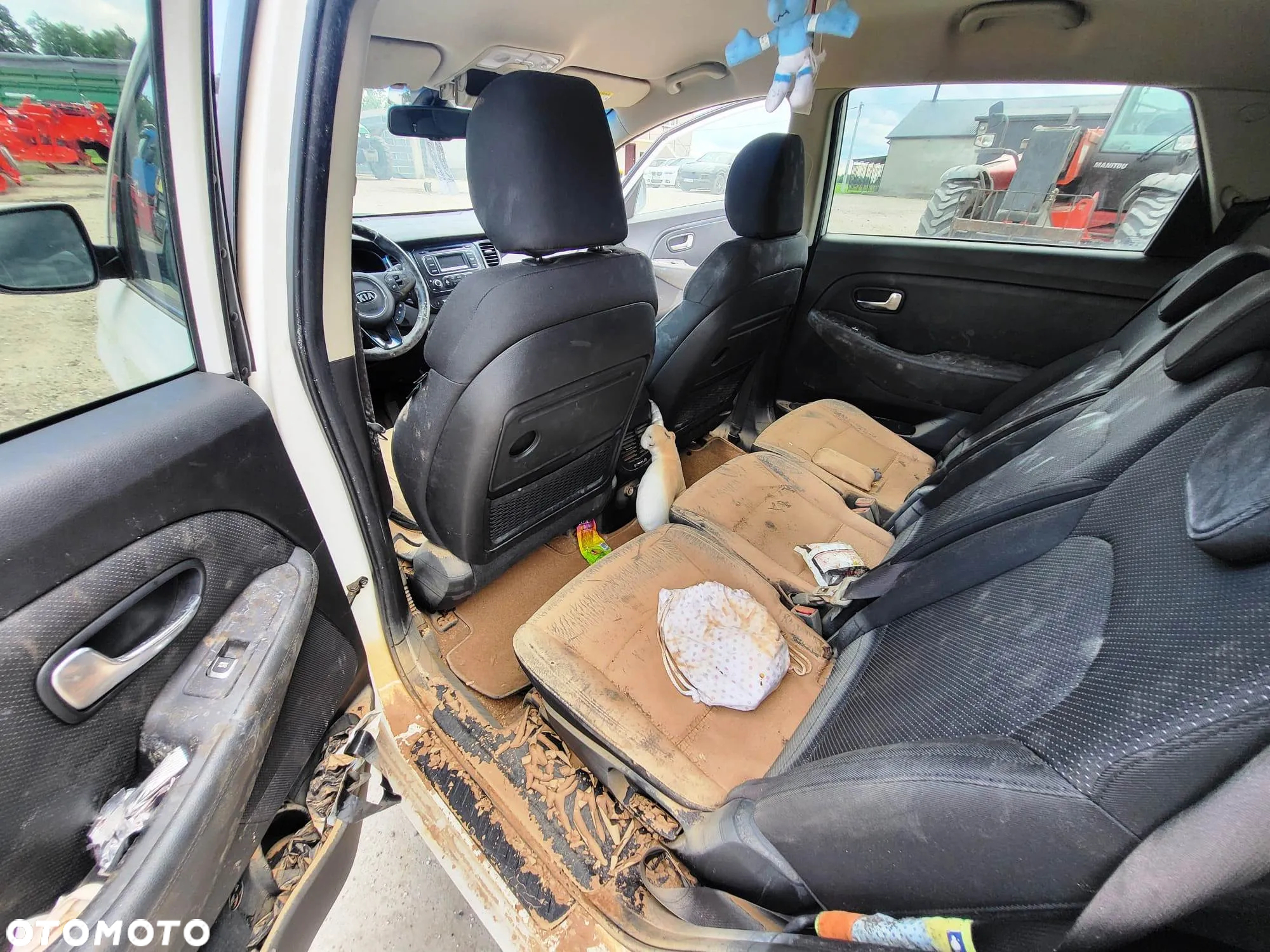 Kia Carens 1.7 CRDi S - 6