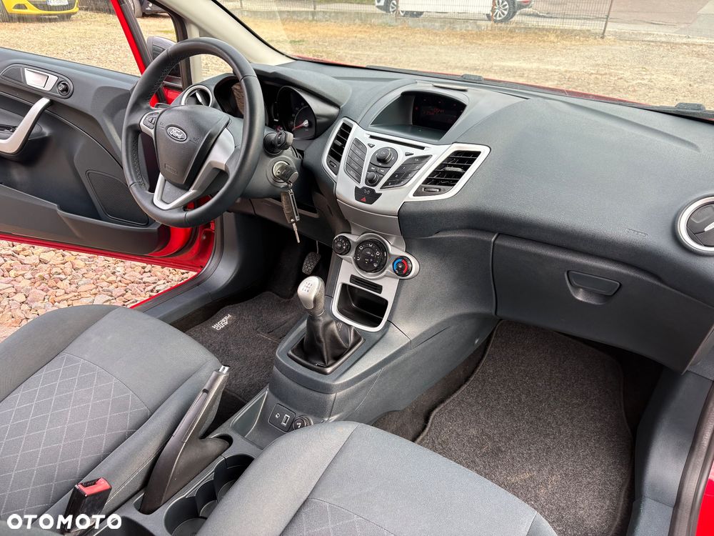 Ford Fiesta - 14