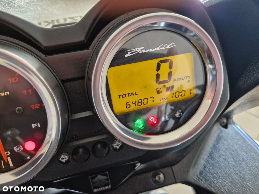 Suzuki Bandit - 17
