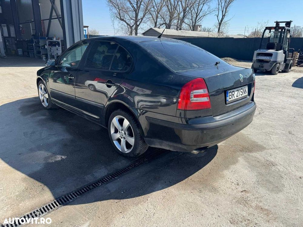 Dezmembrez Skoda Octavia 2006 2.0 benzina Automata - 6