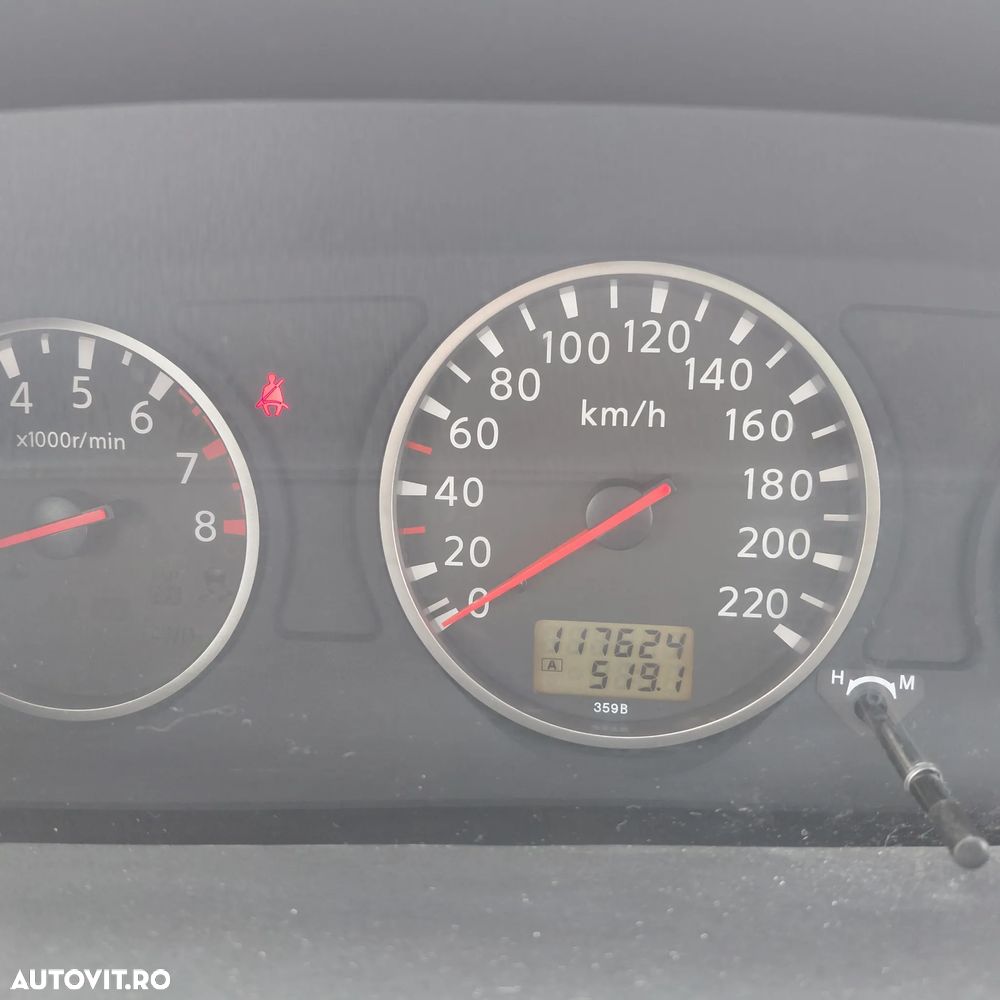Nissan X-Trail - 2