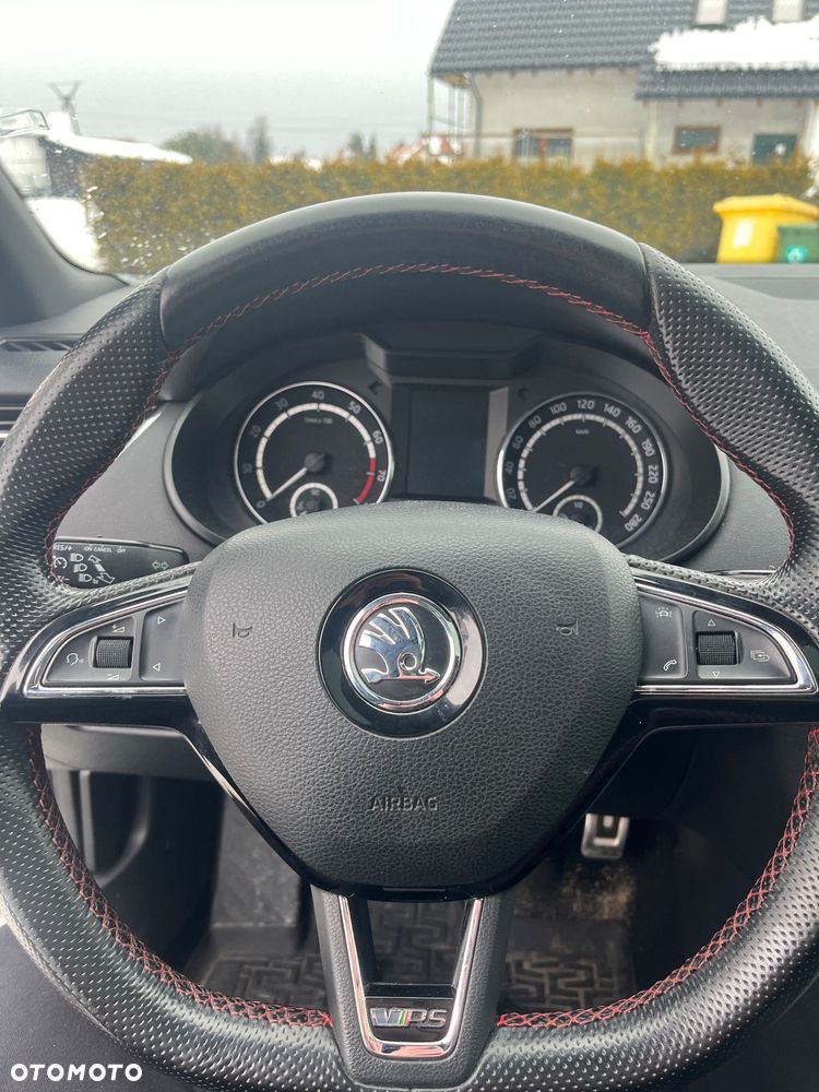 Skoda Octavia 2.0 TSI RS - 9