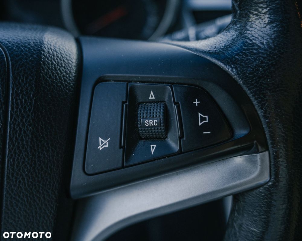 Chevrolet Cruze 1.6 LT - 13