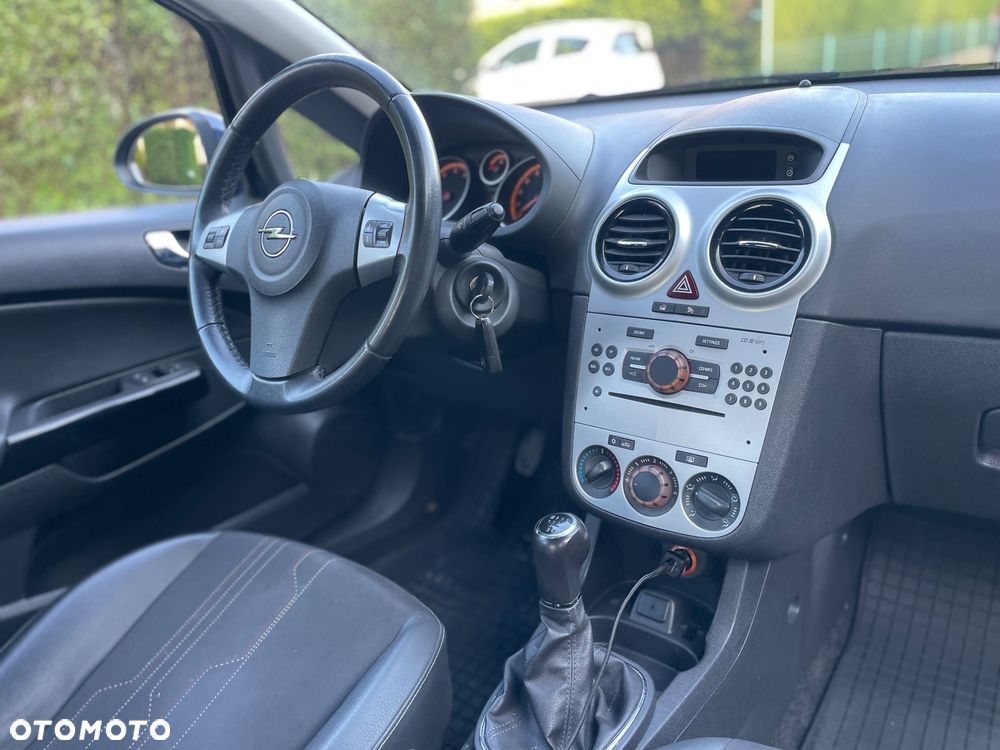 Opel Corsa 1.2 16V Enjoy - 8