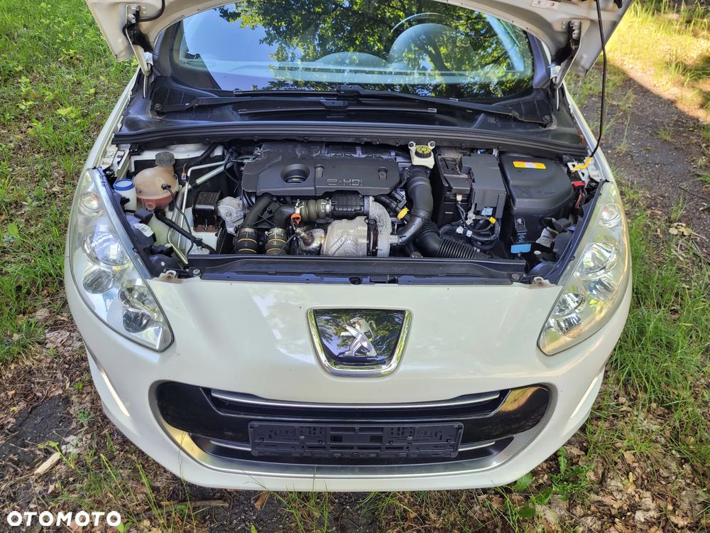Peugeot 308 CC HDi FAP 110 Premium - 21