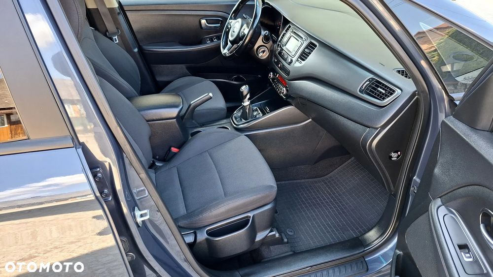 Kia Carens 1.7 CRDi Spirit - 28