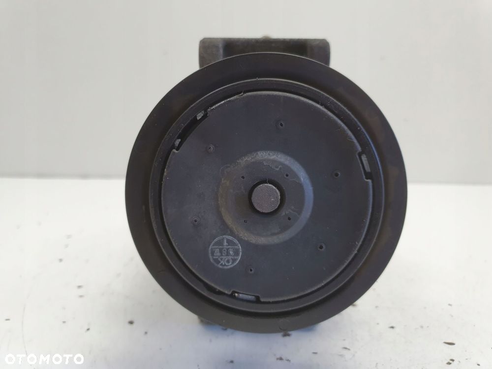 SPRĘŻARKA KLIMATYZACJI Audi A3 II 8P 1.6 FSI _ 1K0820859M - 4