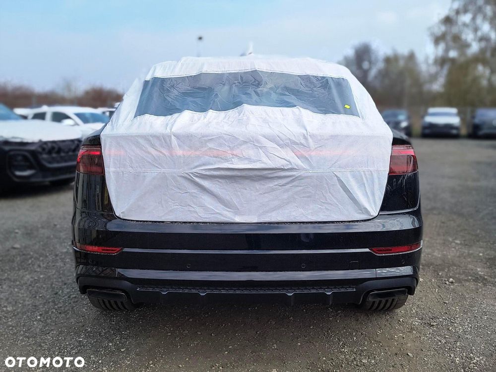 Audi Q8 - 5