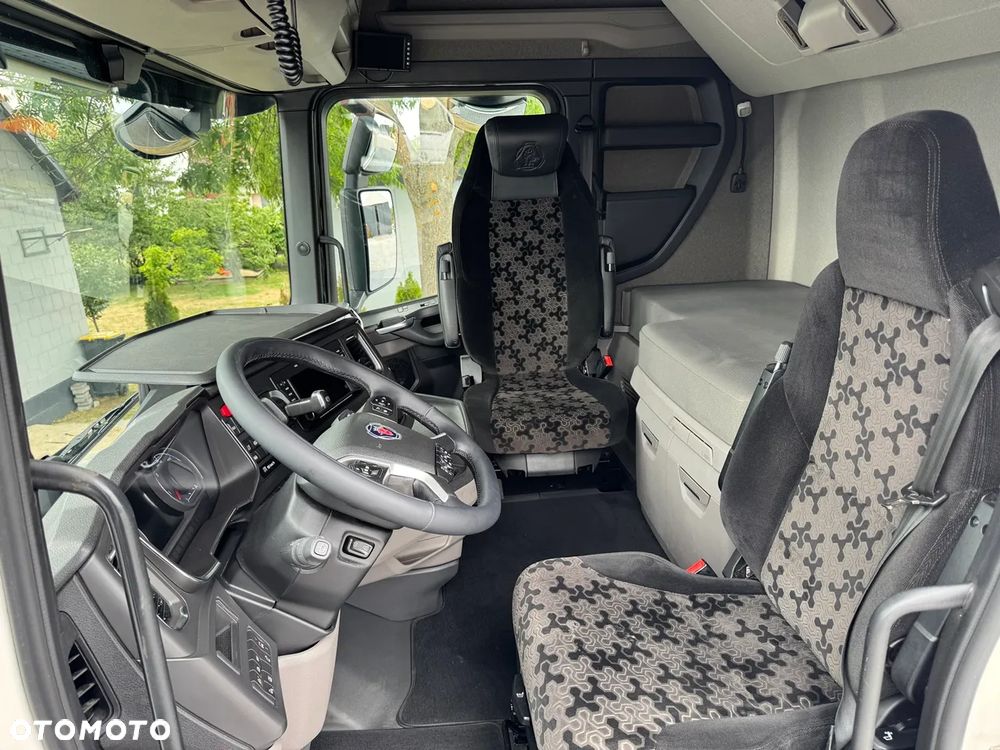 Scania S 450 / ACC / OBRACANY FOTEL / FULL LED / RETARDER / DUŻA NAVI / VIRTUAL KOKPIT / Z NIEMIEC - 24