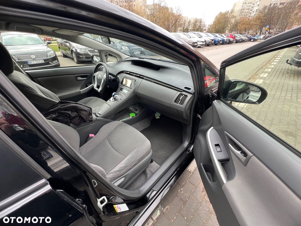 Toyota Prius - 5