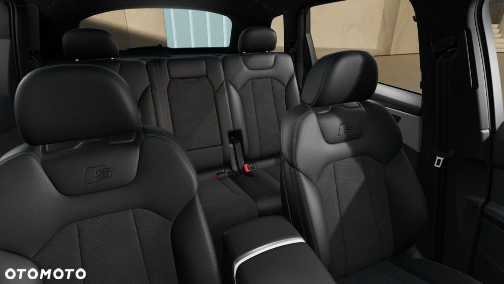 Audi Q7 - 11