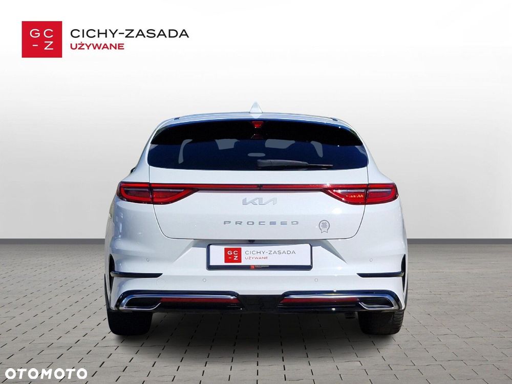Kia ProCeed - 4