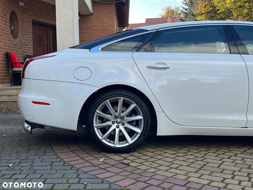 Jaguar XJ 5.0 V8 Premium Luxury - 9