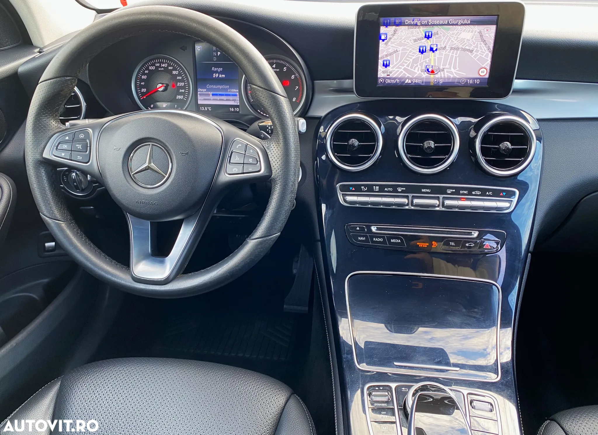 Mercedes-Benz GLC 250 4MATIC - 11
