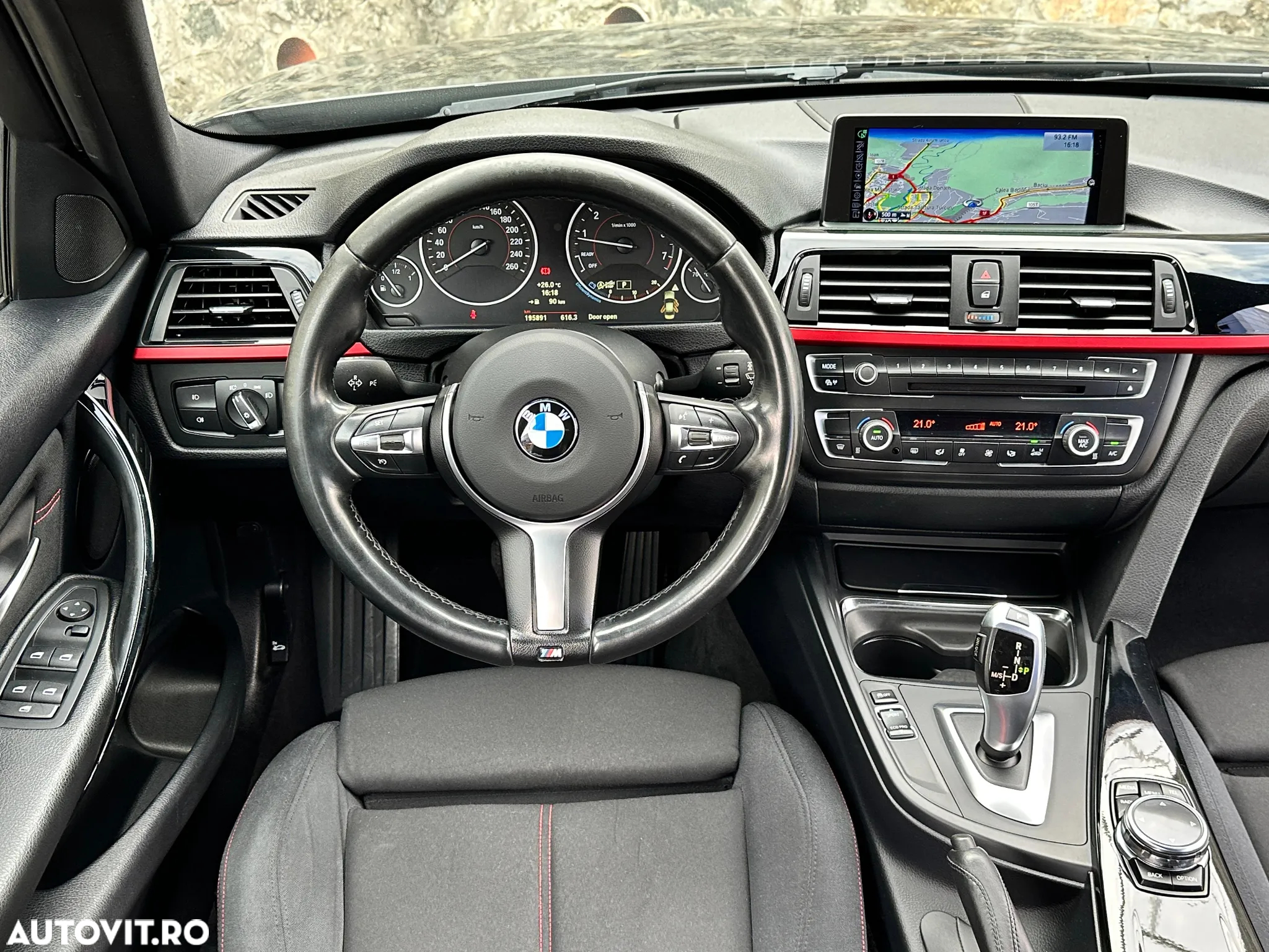 BMW Seria 3 320i Aut. Sport Line - 6