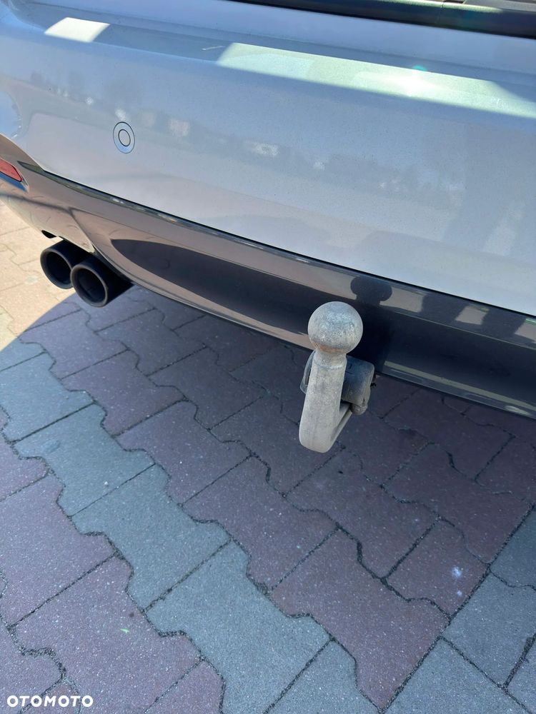 BMW Seria 3 330i xDrive M Sport - 14