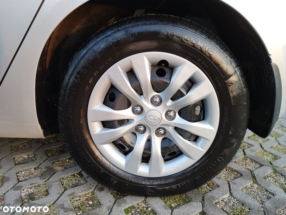 Hyundai ix20 1.6 BlueDrive Classic + - 26