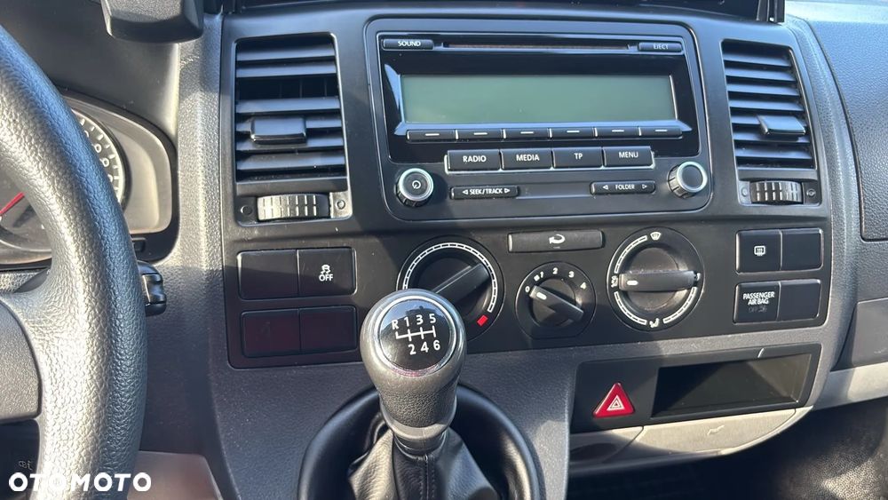 Volkswagen Transporter T5 - 14