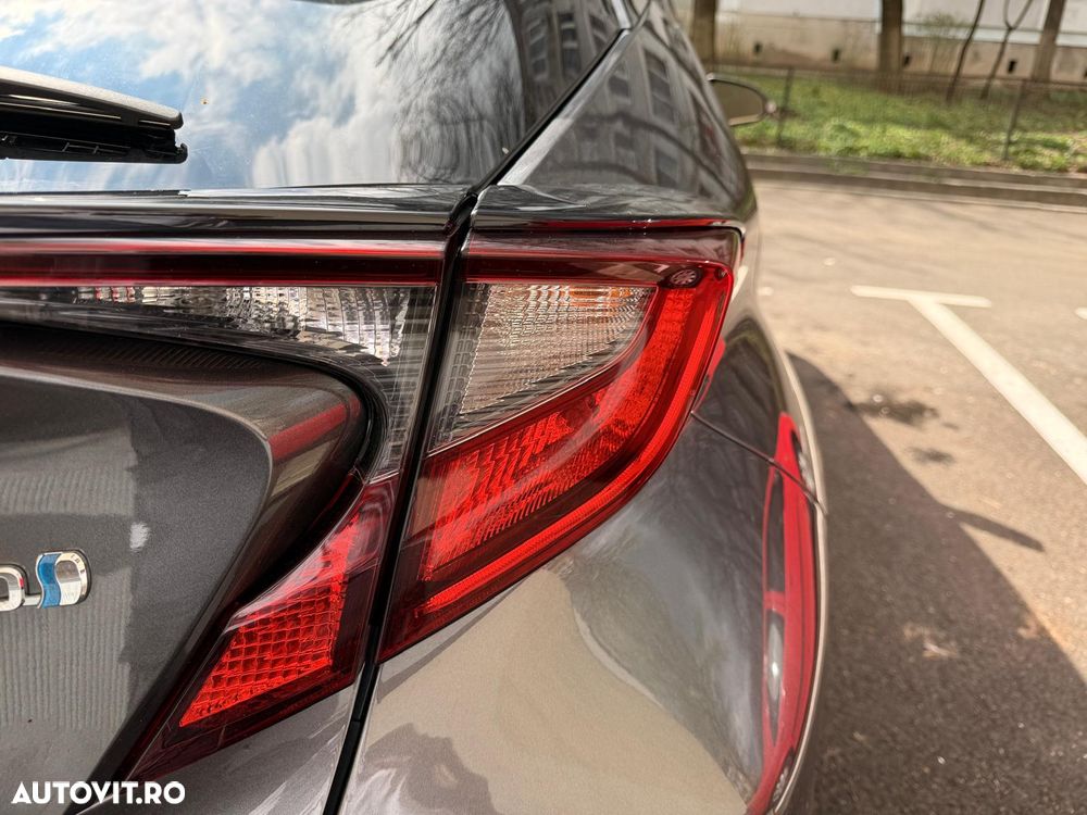 Toyota C-HR 1.8 HSD 4x2 CVT C-ult LED - 7