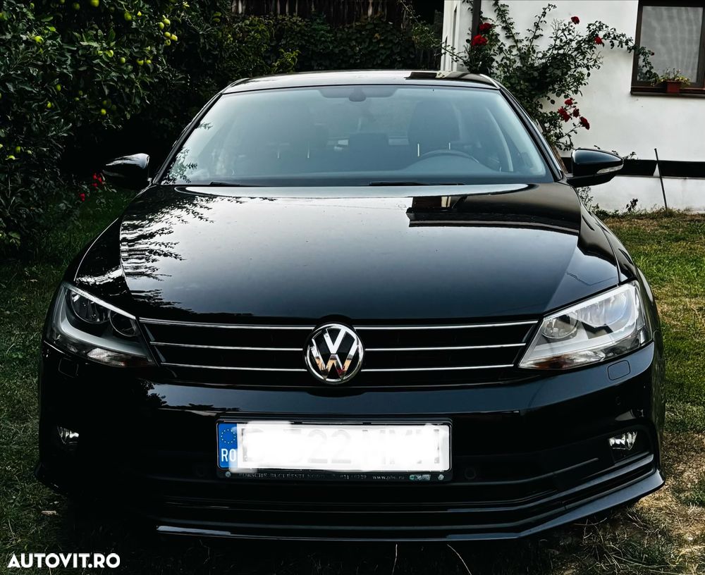 Volkswagen Jetta - 8