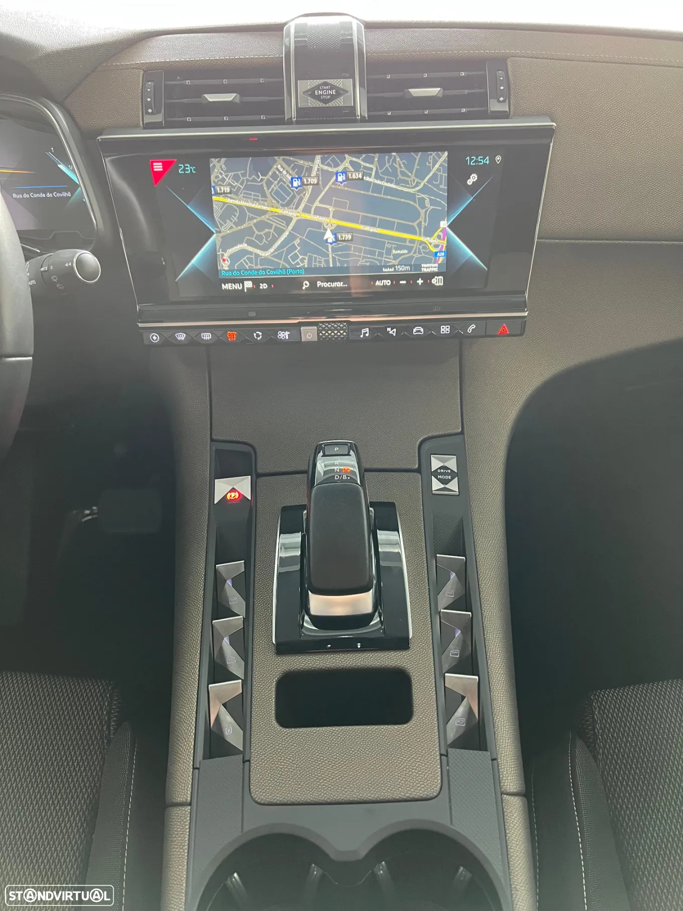 DS DS7 Crossback - 16