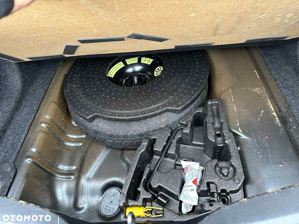 Citroën C-Elysée 1.6 BlueHDi Exclusive - 18