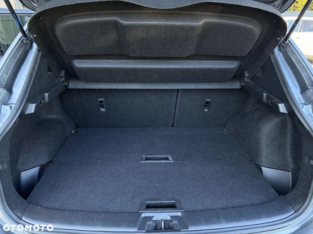 Nissan Qashqai 1.3 DIG-T DCT N-CONNECTA - 34