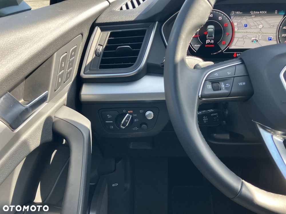 Audi Q5 Sportback - 12