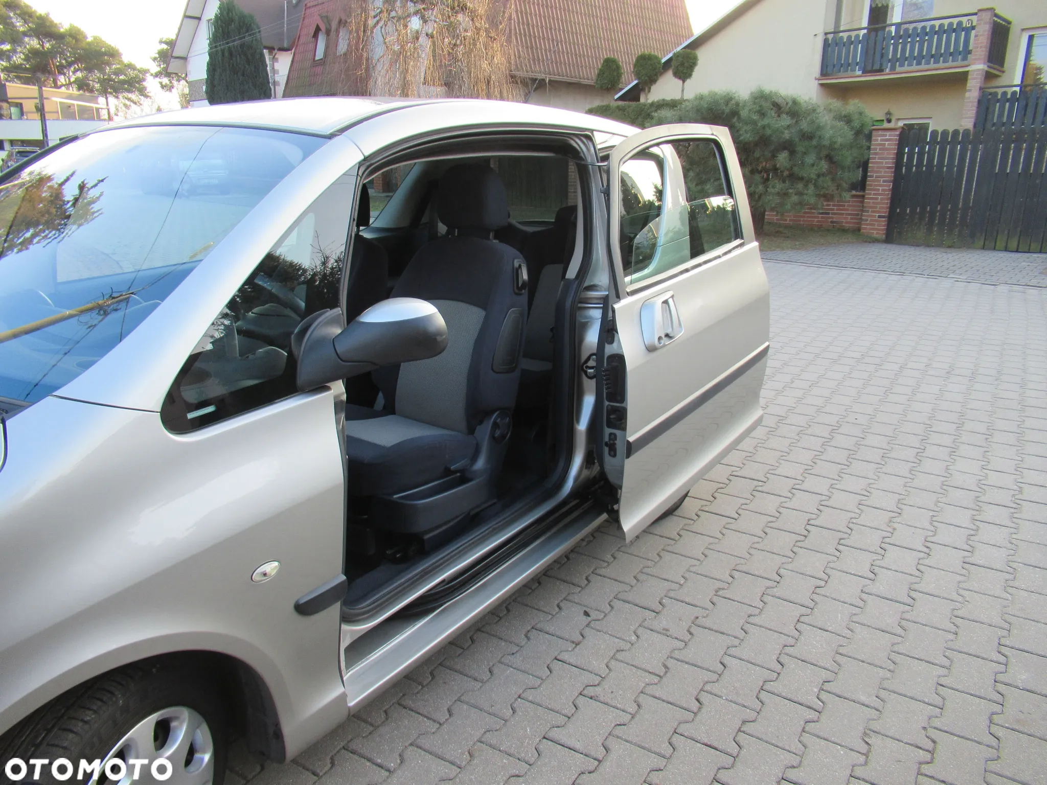 Peugeot 1007 75 Filou - 19