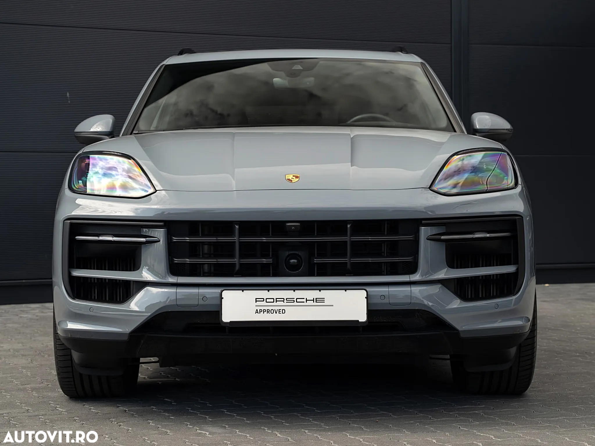 Porsche Cayenne Standard - 4