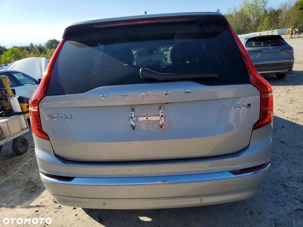 Volvo XC 90 - 3