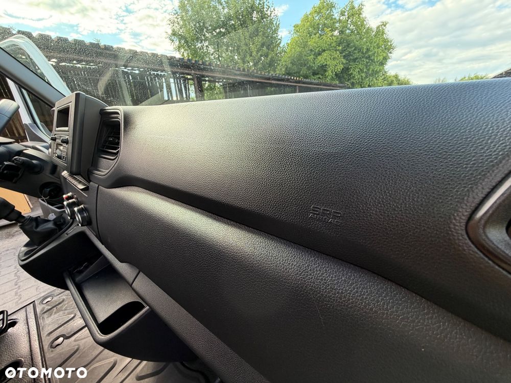 Renault MASTER 2.3dci 145KM KLIMATYZACJA, TEMPOMAT, HAK, LED, SUPER NISKI PRZEBIEG!!! - 18