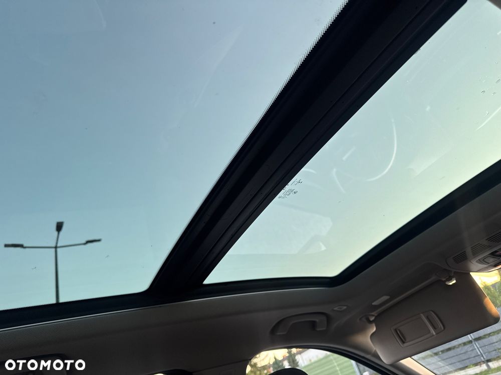 BMW X1 xDrive20d Sport Line - 28