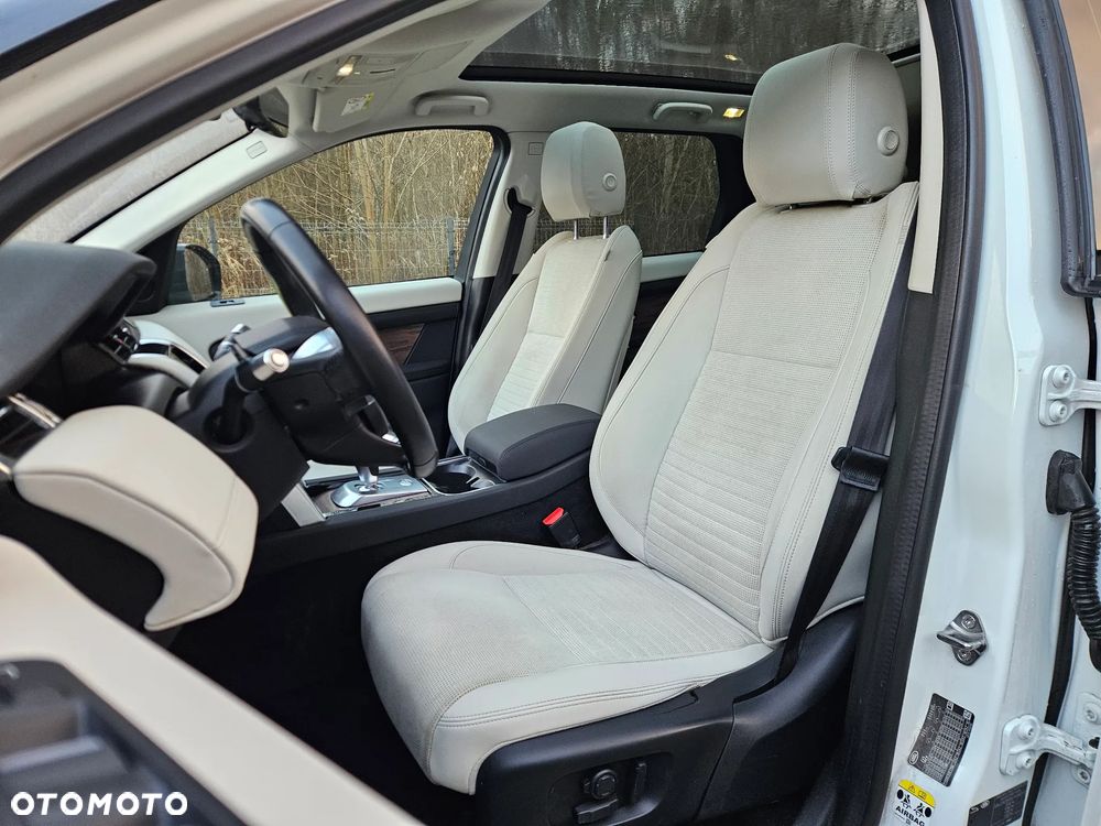 Land Rover Discovery Sport 2.0 D180 HSE - 7