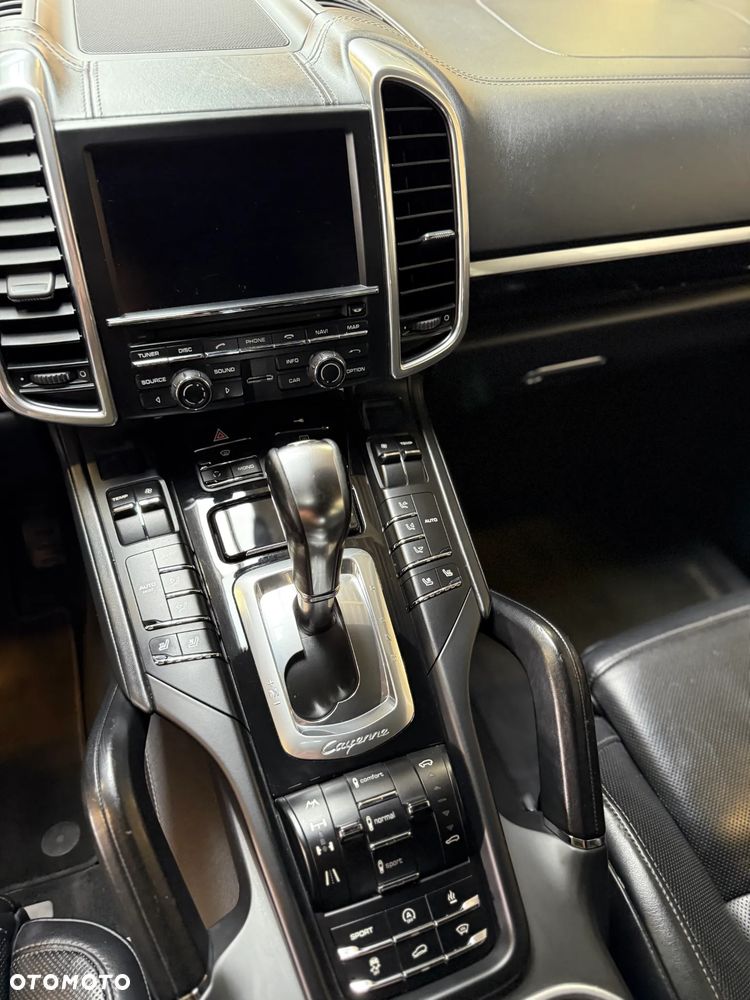 Porsche Cayenne - 10