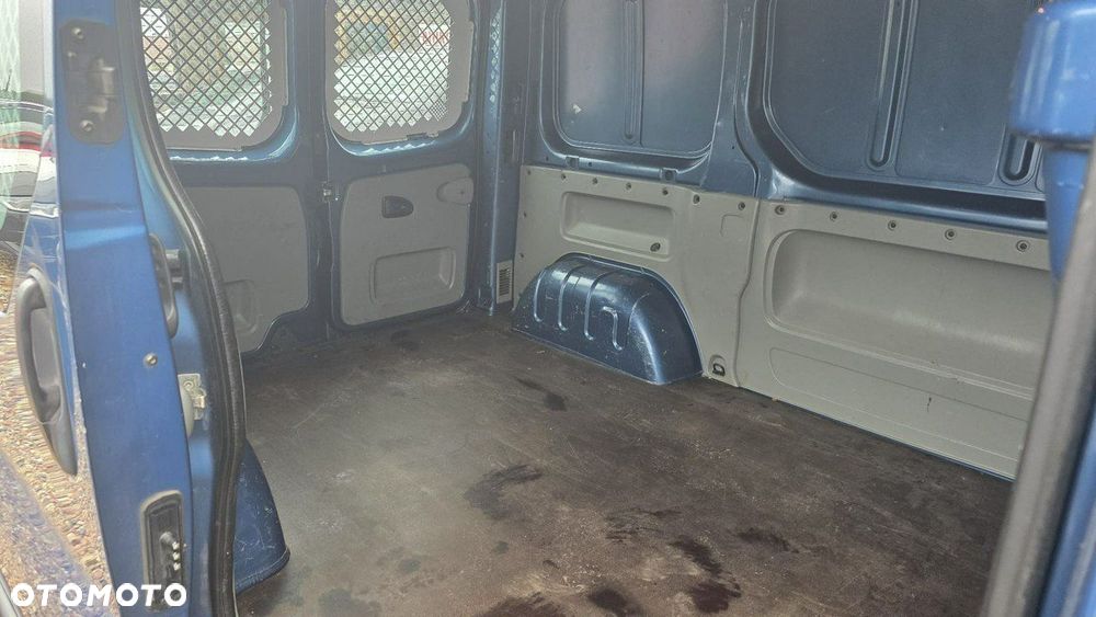 Renault Trafic - 14