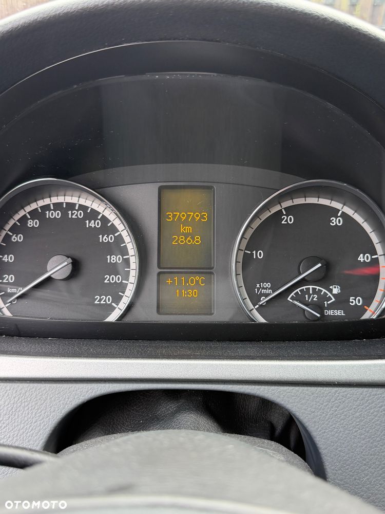 Mercedes-Benz Viano - 17