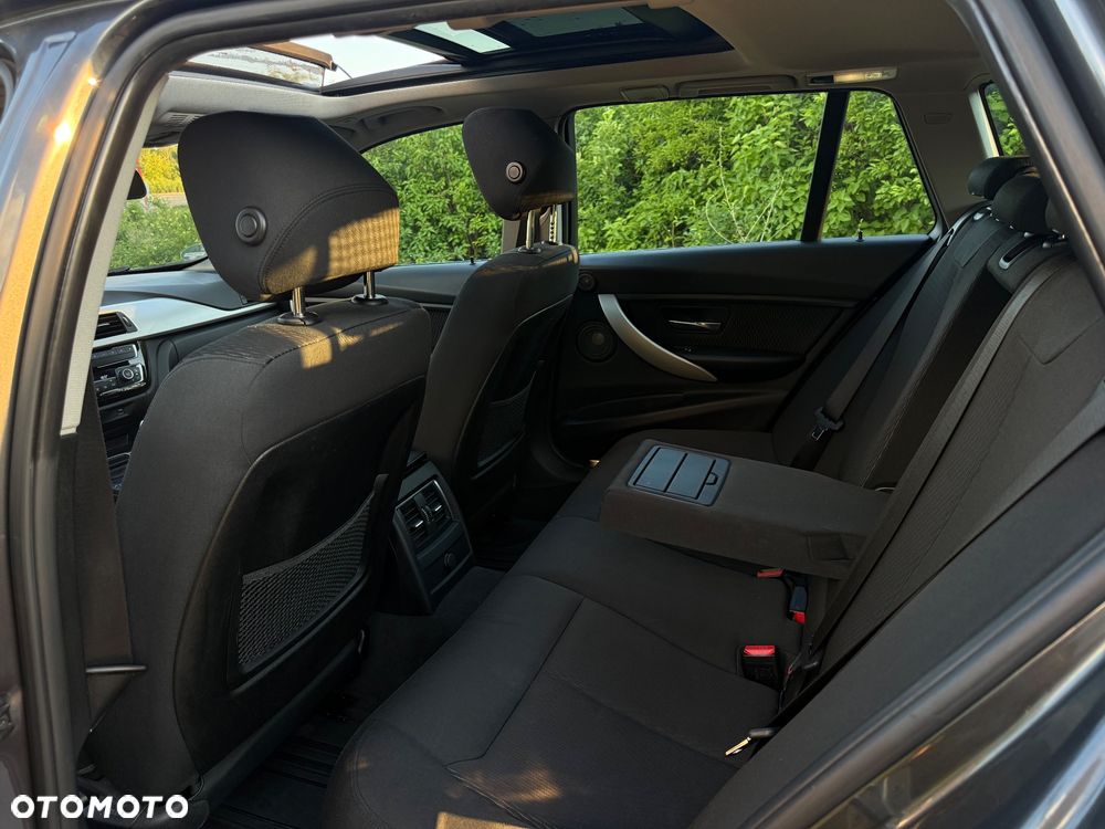 BMW Seria 3 318d Advantage - 13