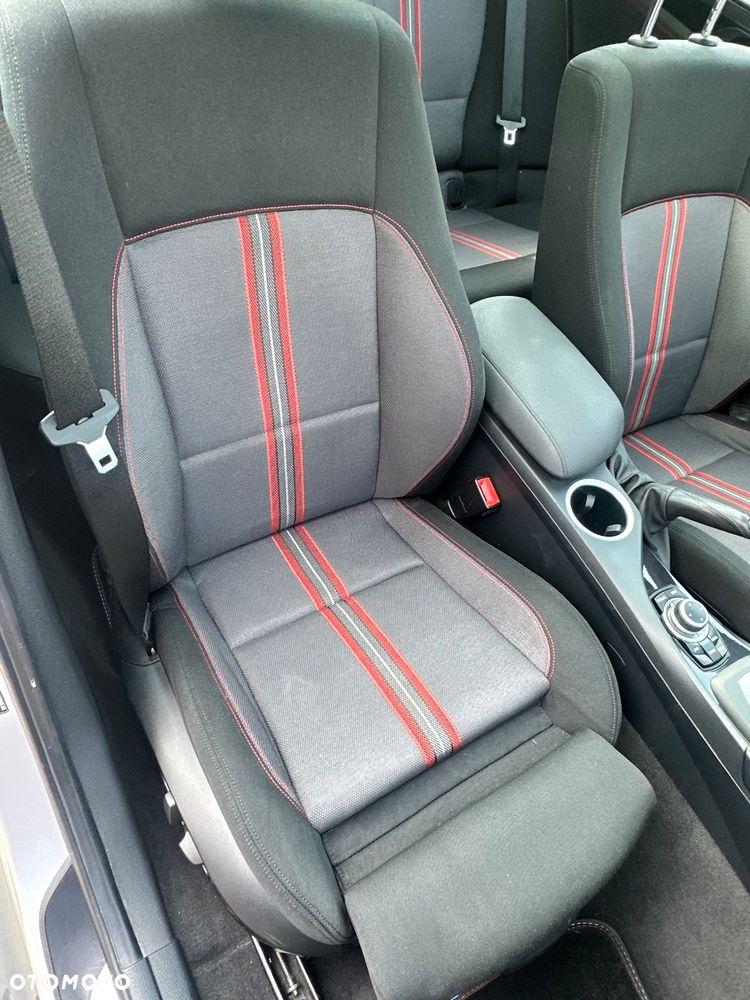 BMW X1 xDrive18d Sport Line - 24