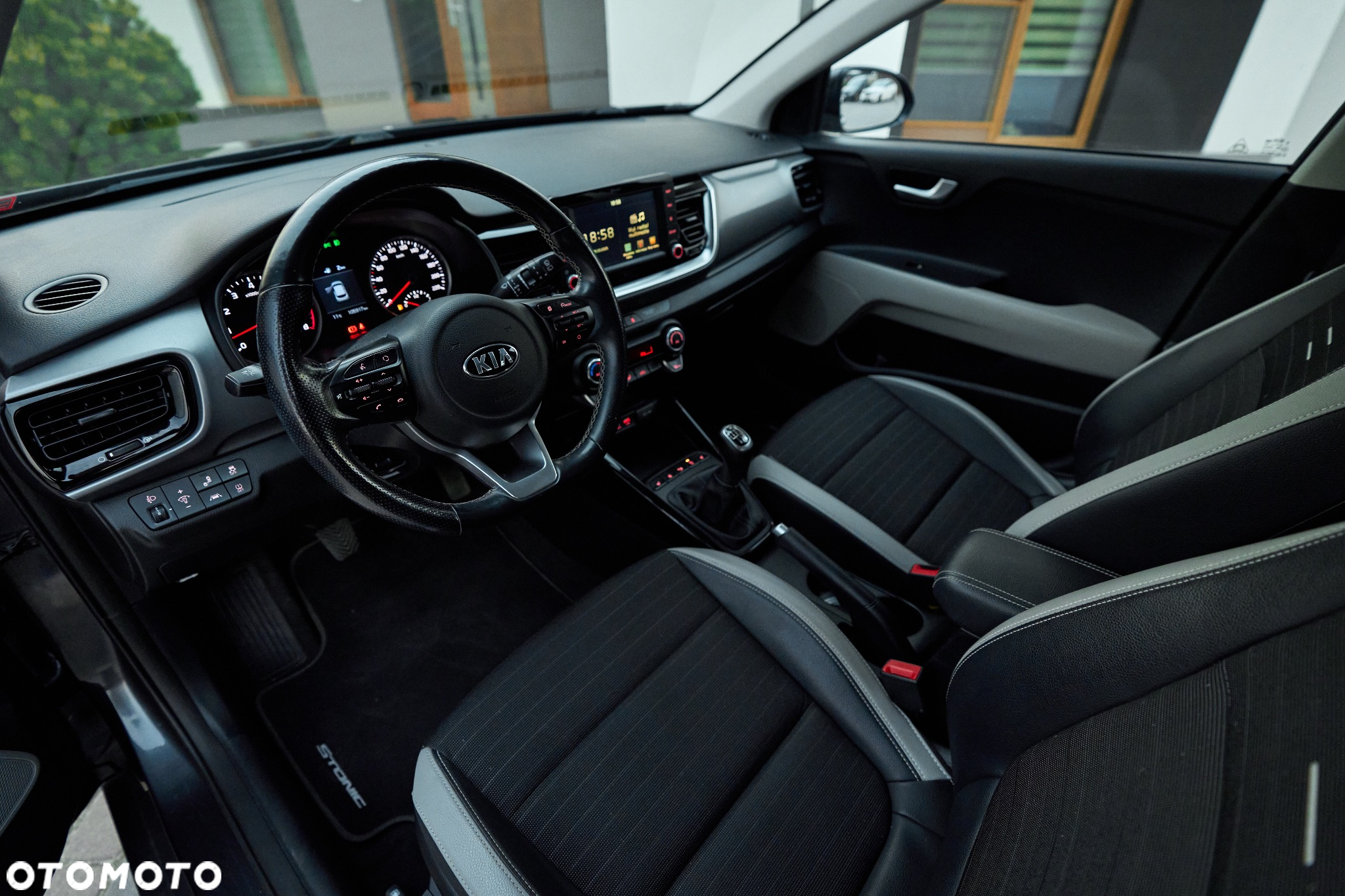 Kia Stonic - 17